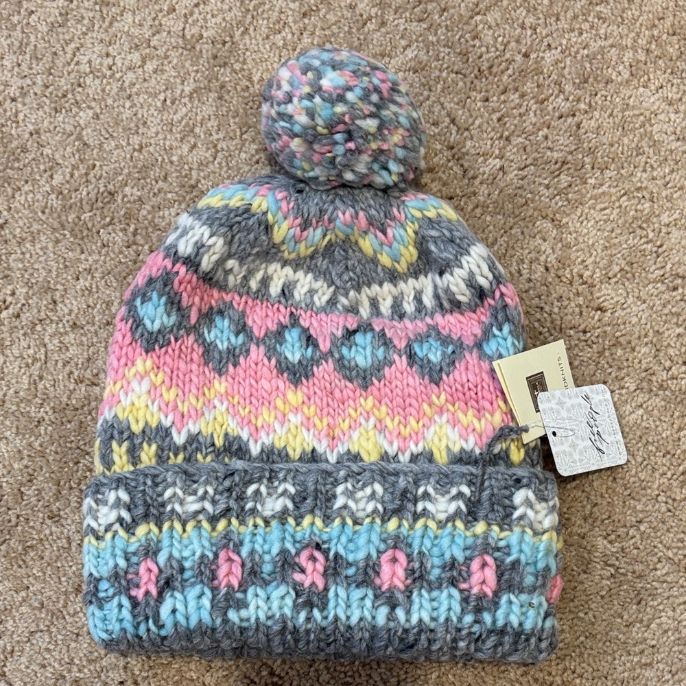 New NWT Free People Wool Knit Pom-Pom Beanie Hat